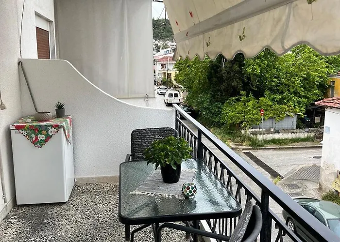 Sofies 公寓 Néa Péramos