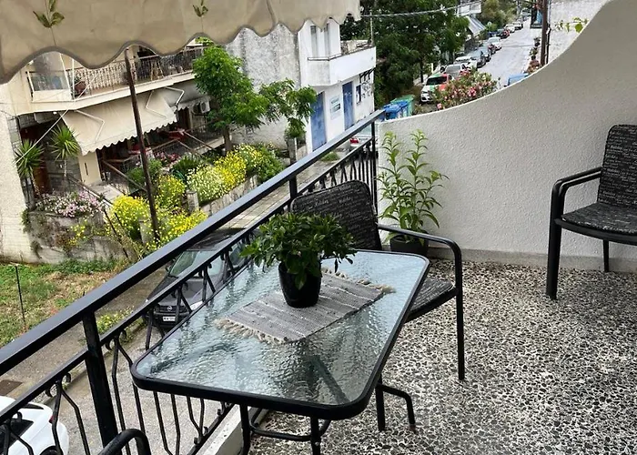 Sofies 公寓 Néa Péramos